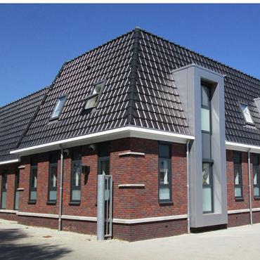 Koramic Alegra 10 Gevelpan rechts  vulkaanzwart edel-engobe - Bouwvoordeel