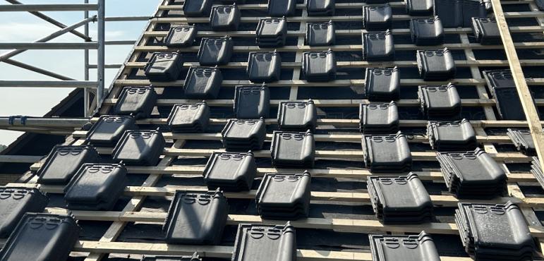 Stappenplan: Hoe kan ik zelf mijn dakpannen vervangen?